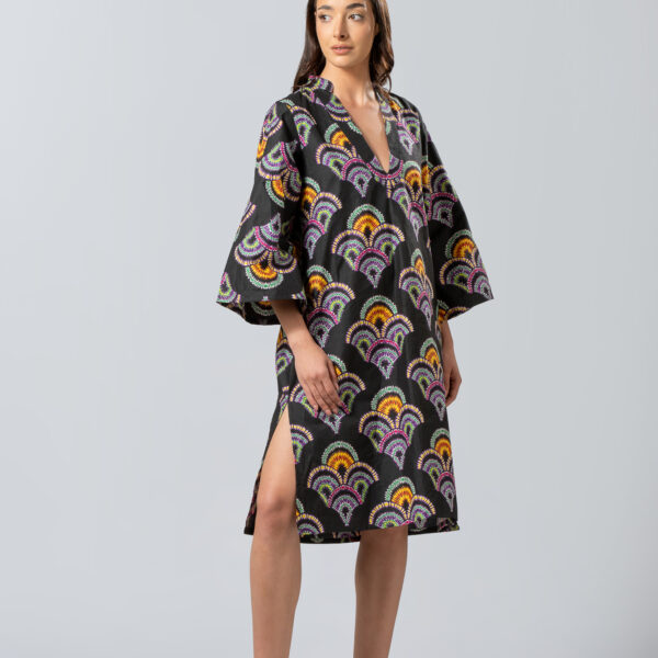 Oversized Kαφτανι  Φόρεμα με Artistic Print   Contemporary Chic Style