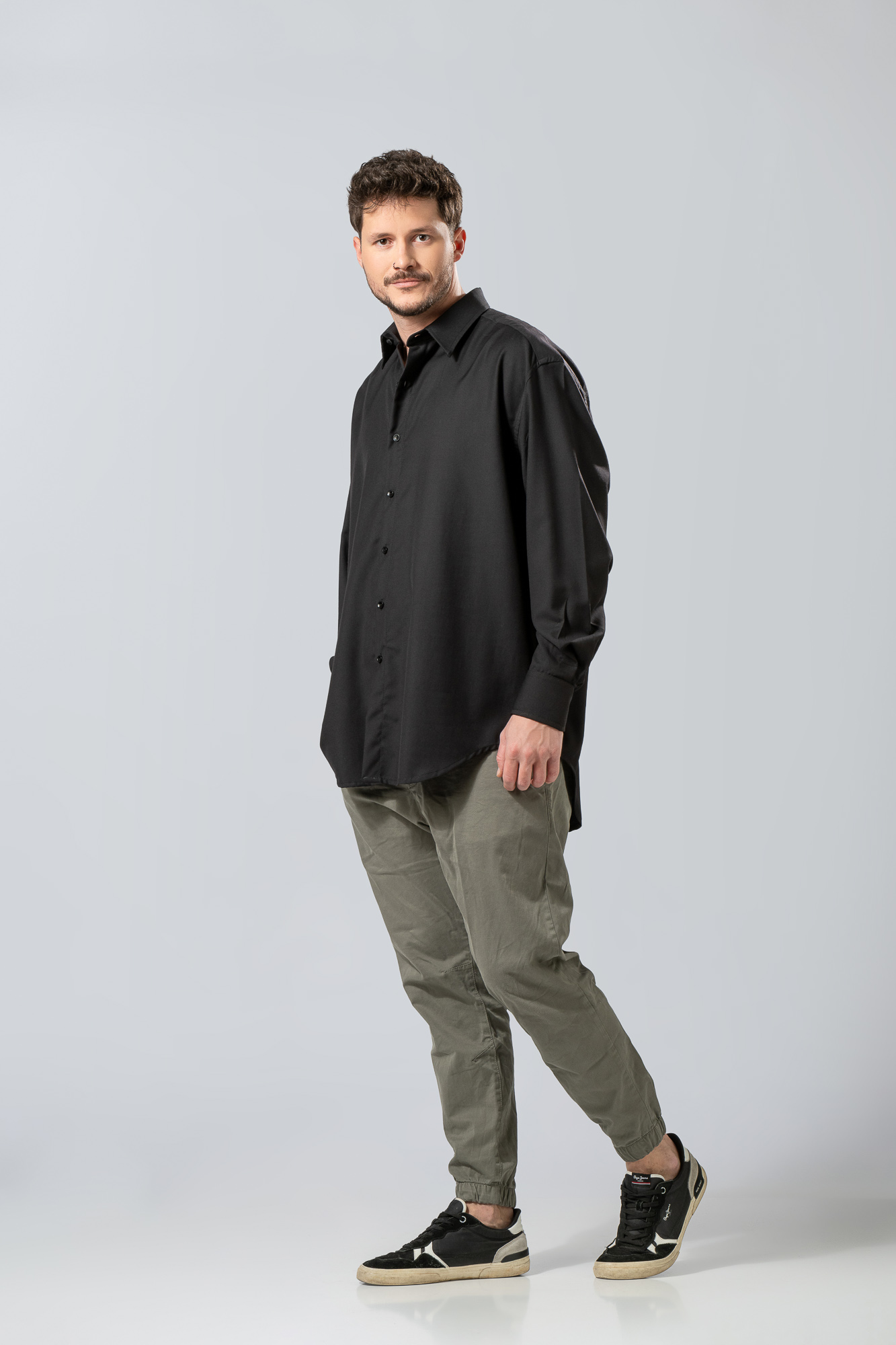 Minimal Denim Overshirt Ανδρικό | Urban Utility Style - Image 3